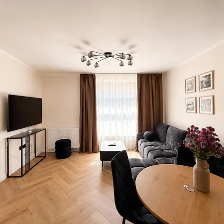 Appartement Bohaterow Wrzesnia Urban By Downtown