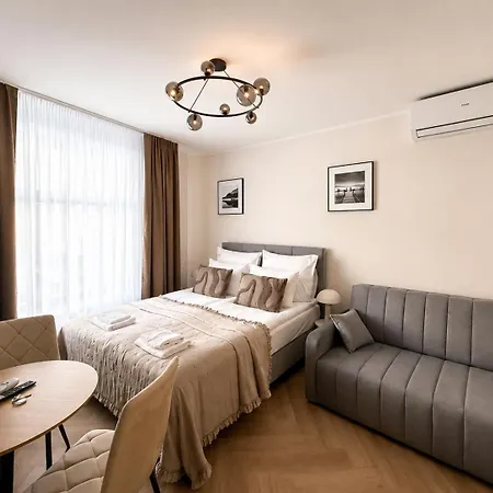 Bohaterow Wrzesnia Urban By Downtown * Cracovie