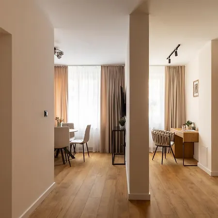 Appartement Bohaterow Wrzesnia Urban By Downtown