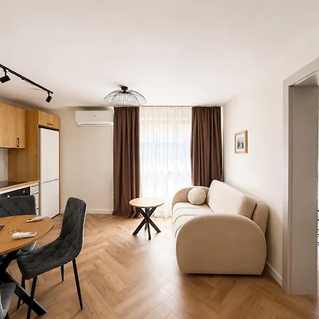 Bohaterow Wrzesnia Urban By Downtown *