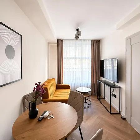 Bohaterow Wrzesnia Urban By Downtown *